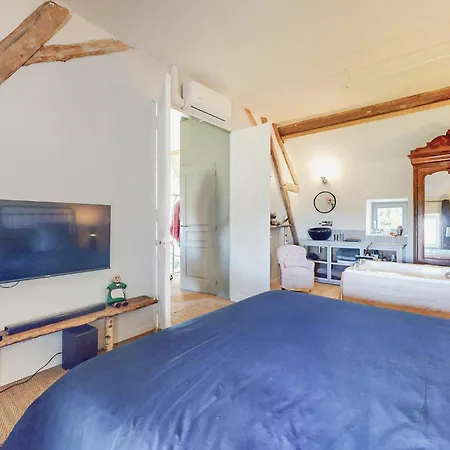 Amazing In Semesterbostad *